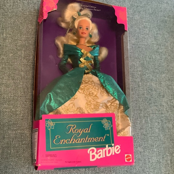 Vintage 1995 Barbie Royal Enchantment Doll in Teal and Gold new never opened - Picture 3 of 6